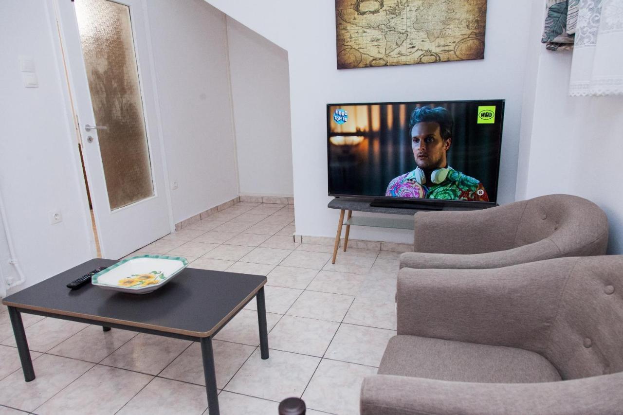 Cozy Apartment In Pireas Esterno foto